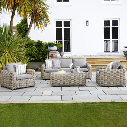 Levanto Collection Outdoor Five Seater Set