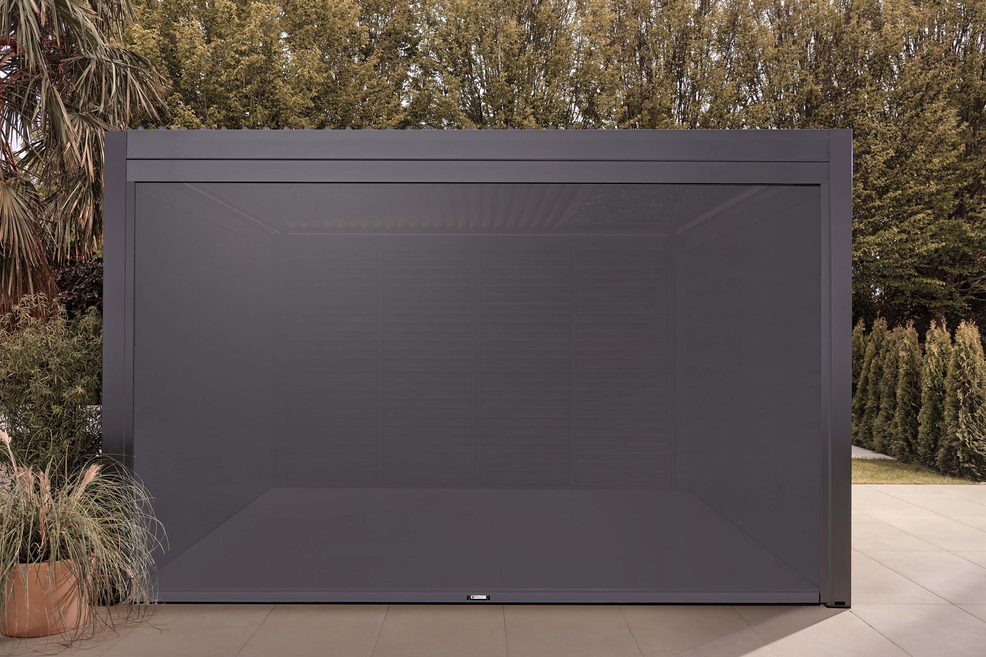 4m Deluxe Screen Luxe Manual
