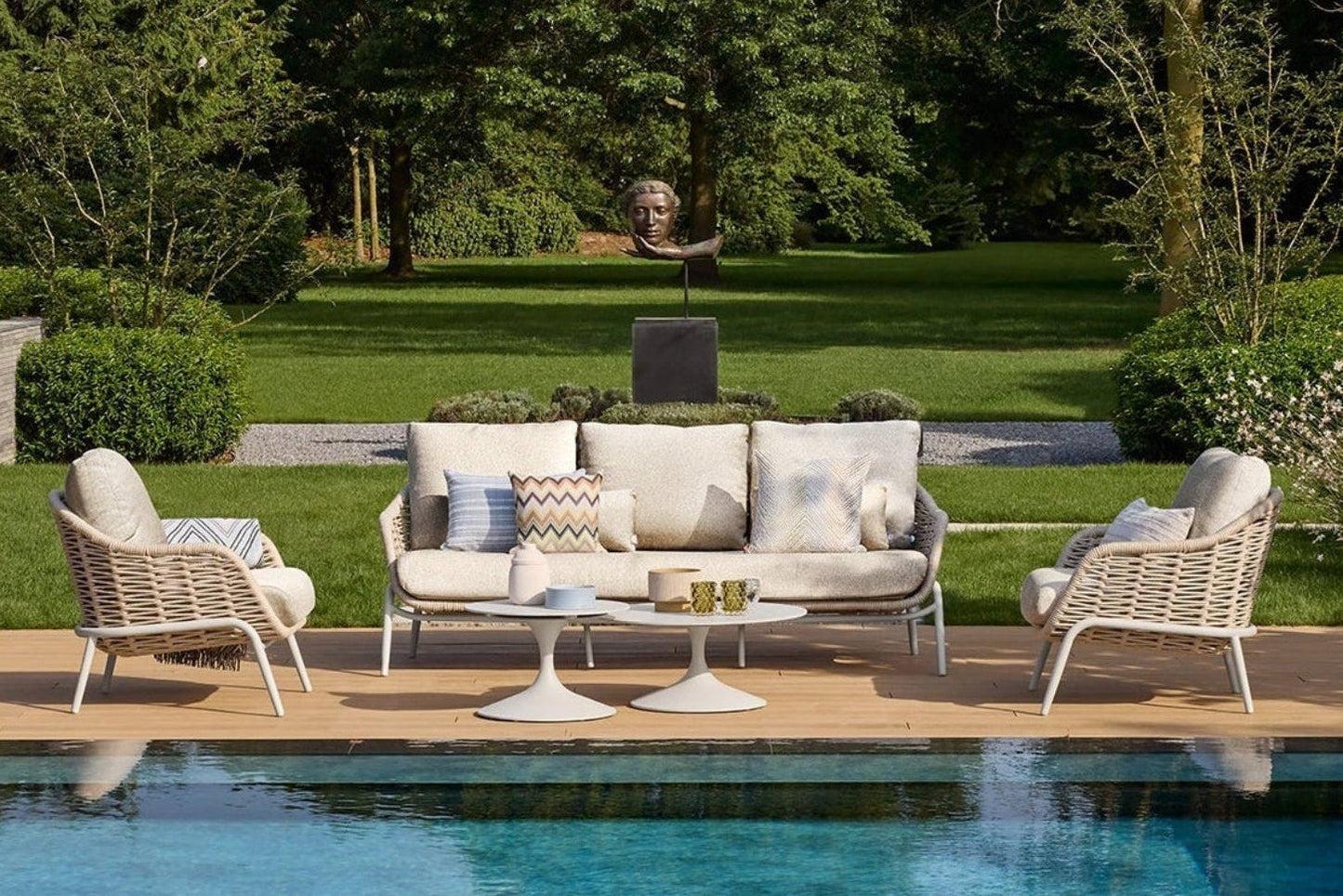 Casto Sofa Collection