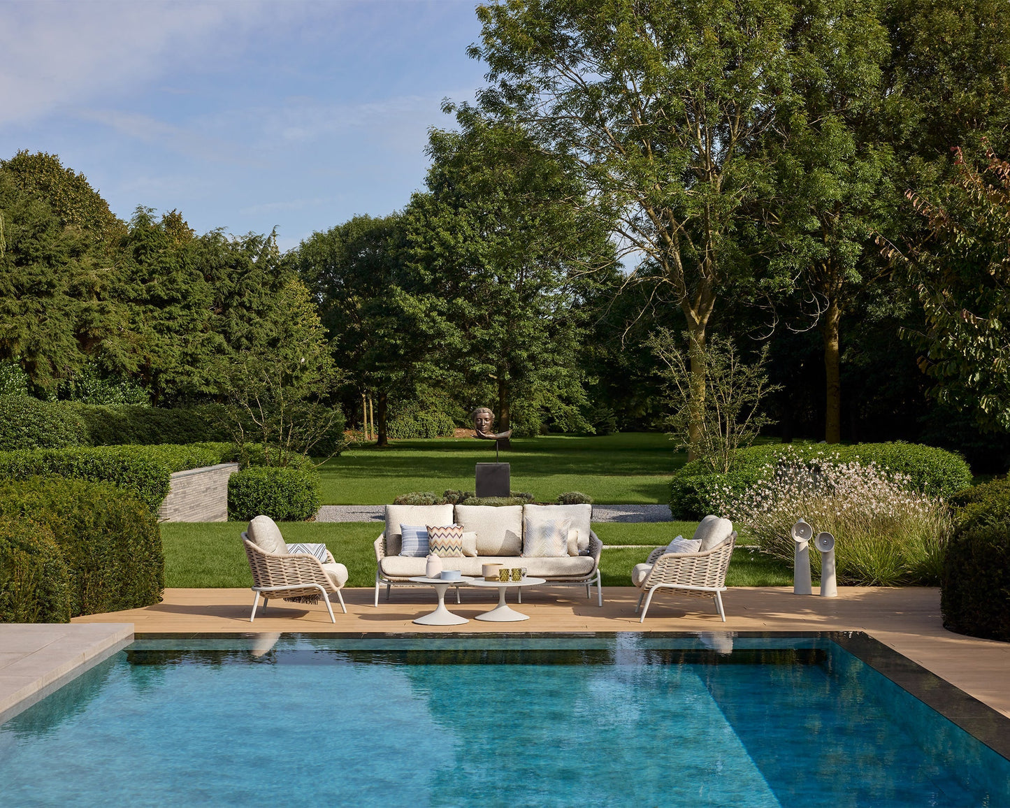 Casto Sofa Collection – Small