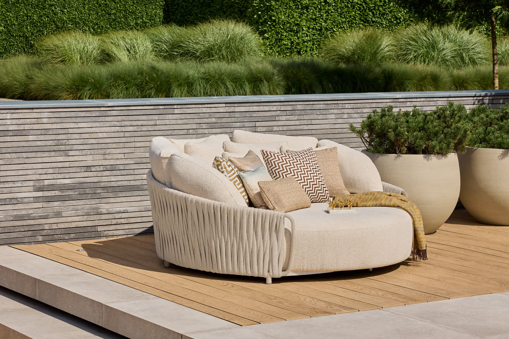 Marolo Daybed